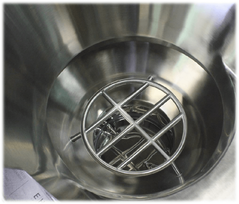 A steel grate adding safety in Rheo' Small Port Nitrogen Purge Hopper